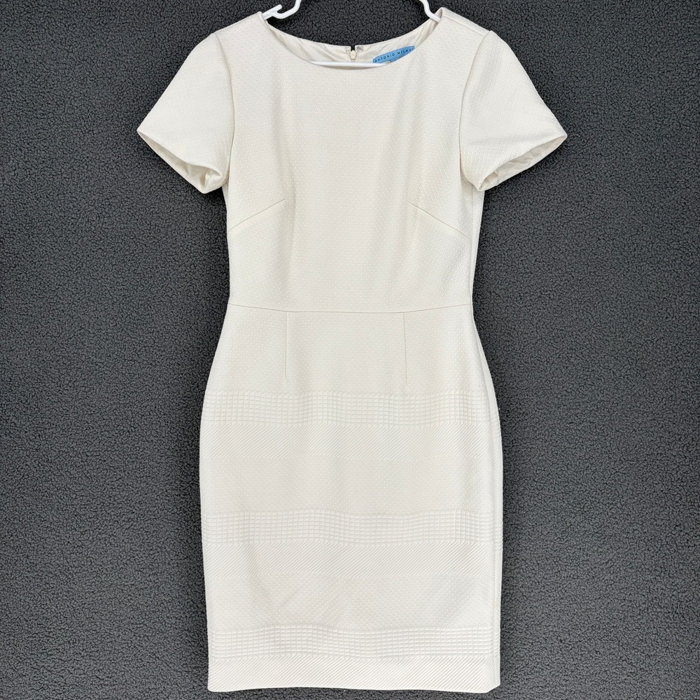 Antonio Melani Ivory White Textured Sheath Dress Short Sleeve Size 4
